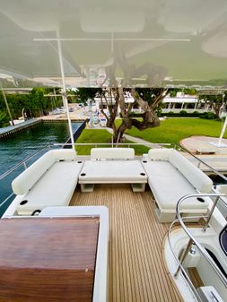 Azimut 50 image