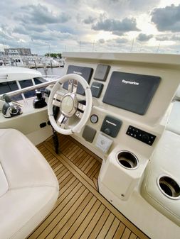 Azimut 50 image