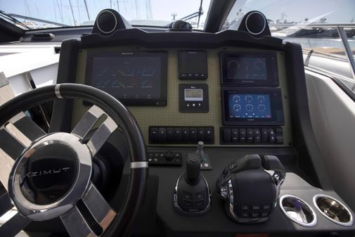 Azimut Atlantis 51 image