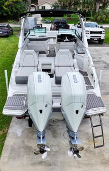 Sea Ray SDX 290 Outboard image