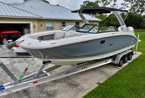 Sea Ray SDX 290 Outboard image