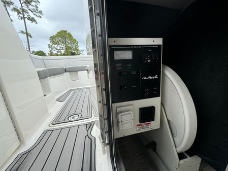 Sea Ray SDX 290 Outboard image