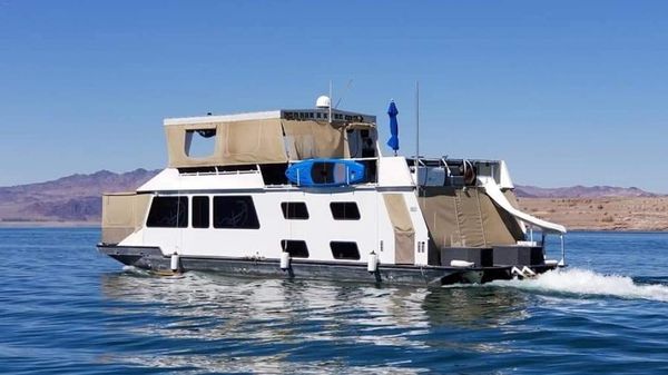 Fun Country Houseboat