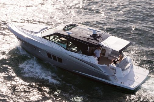 Cruisers Yachts 45 Cantius image