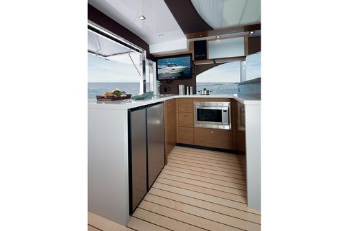 Cruisers Yachts 45 Cantius image