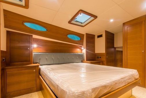 Palm Beach Motor Yachts PB65 image