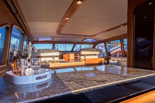 Palm Beach Motor Yachts PB65 image