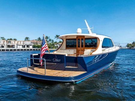 Palm Beach Motor Yachts PB65 image