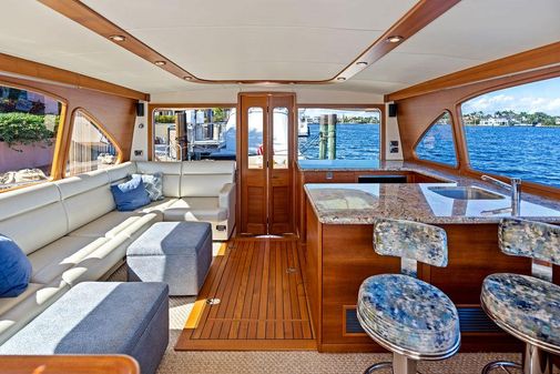 Palm Beach Motor Yachts PB65 image