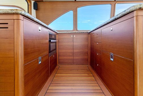 Palm Beach Motor Yachts PB65 image