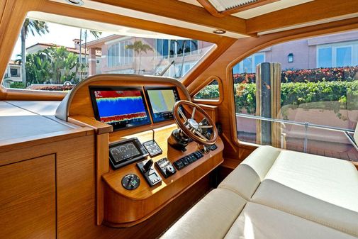 Palm Beach Motor Yachts PB65 image