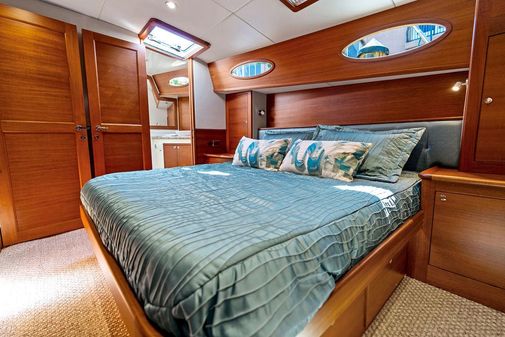 Palm Beach Motor Yachts PB65 image