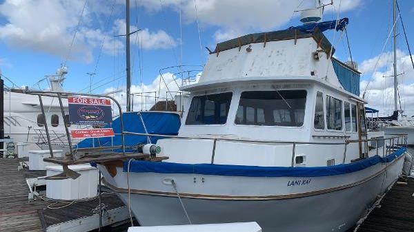 Californian Trawler LRC 42ft. Aft Cabin 