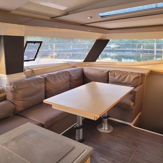 Fountaine Pajot Helia 44 image