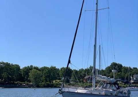 Hunter 36