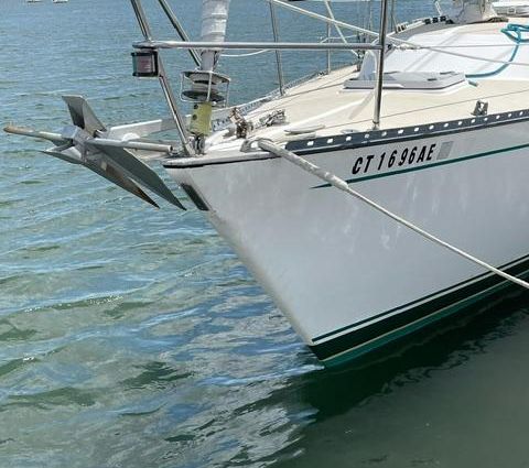 Hunter 36 image