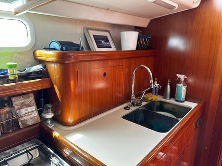 Beneteau 57 image