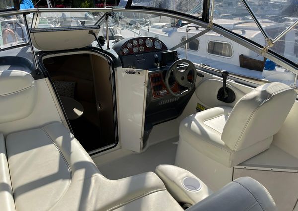 Bayliner 245 Cruiser image