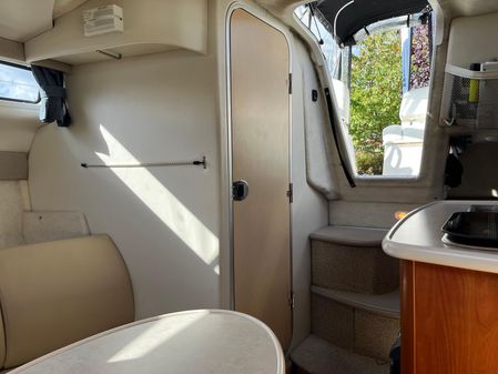 Bayliner 245 Cruiser image