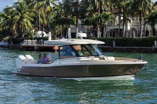 Chris-craft CALYPSO-32 image