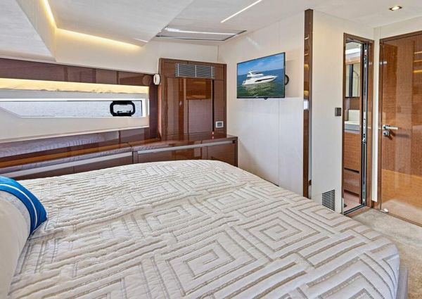 Prestige 630 Flybridge image