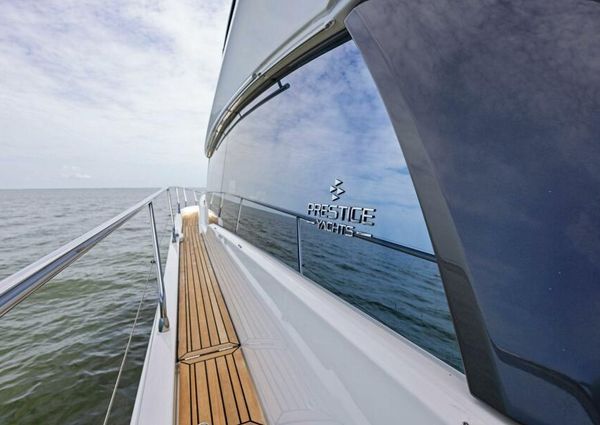 Prestige 630 Flybridge image