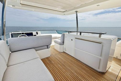 Prestige 630 Flybridge image