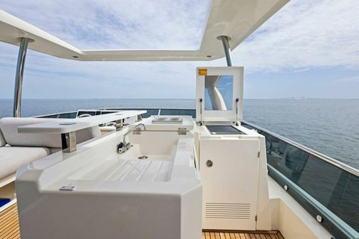 Prestige 630 Flybridge image