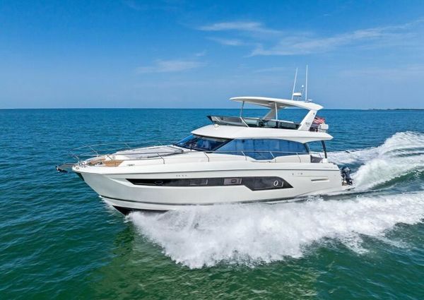 Prestige 630 Flybridge image