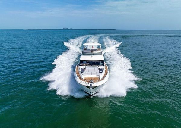 Prestige 630 Flybridge image