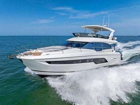 Prestige 630 Flybridge image