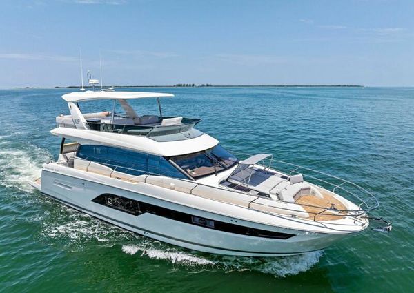 Prestige 630 Flybridge image