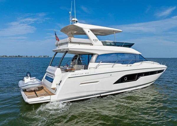 Prestige 630 Flybridge image