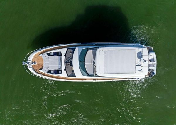 Prestige 630 Flybridge image