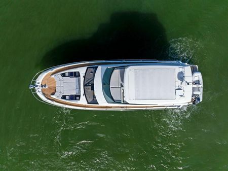 Prestige 630 Flybridge image