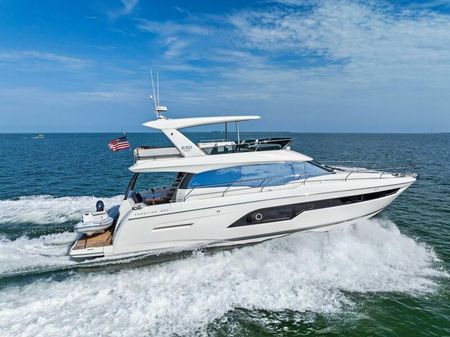 Prestige 630 Flybridge image