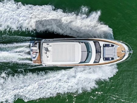 Prestige 630 Flybridge image