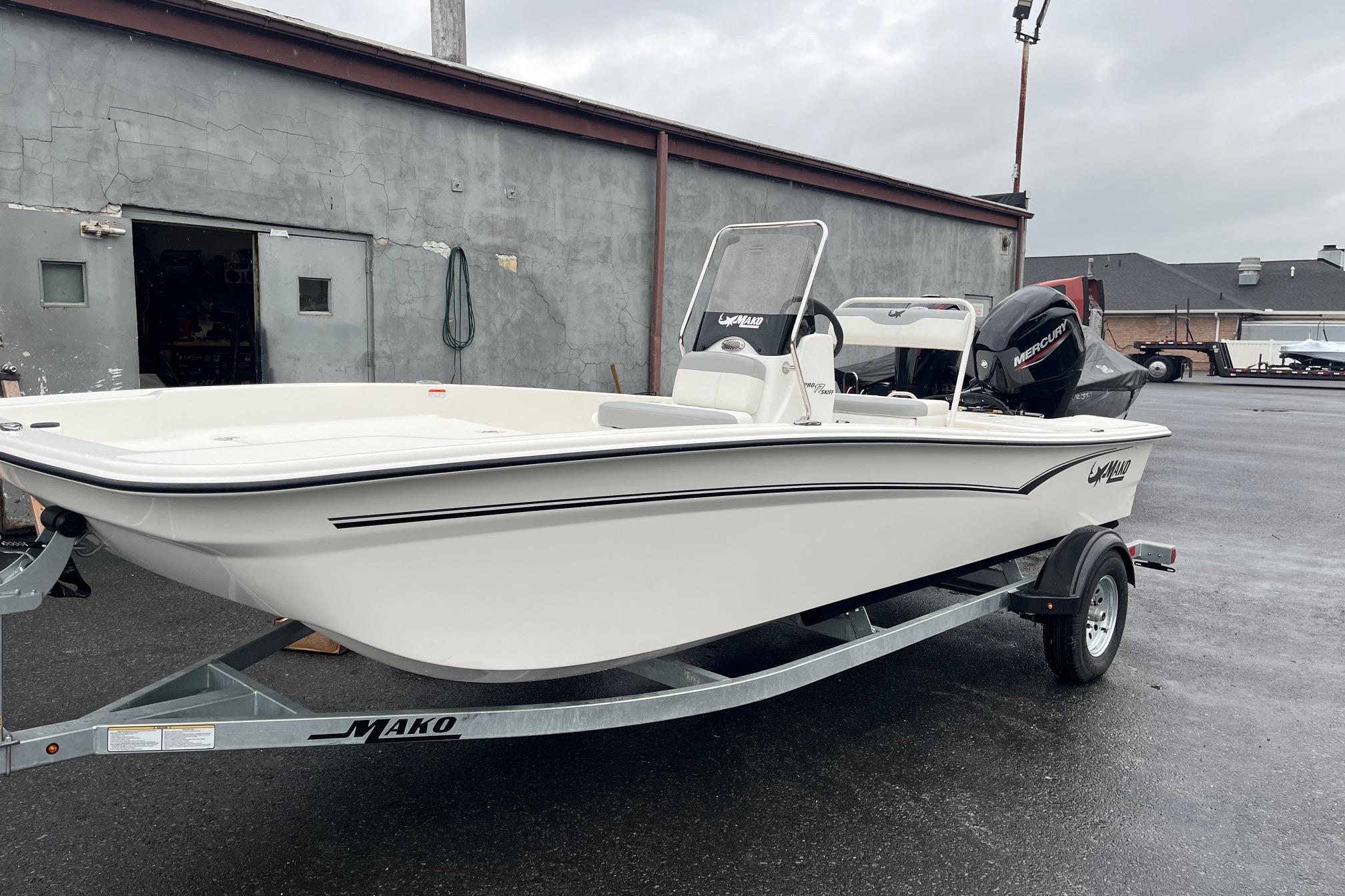 2026 Mako Pro Skiff 17 CC Temple, Pennsylvania - Bowers Marine