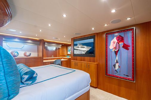 Hatteras 100 Motor Yacht image