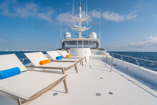 Hatteras 100 Motor Yacht image