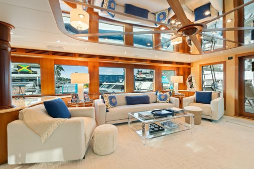 Hatteras 100 Motor Yacht image