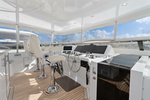 Hatteras 100 Motor Yacht image