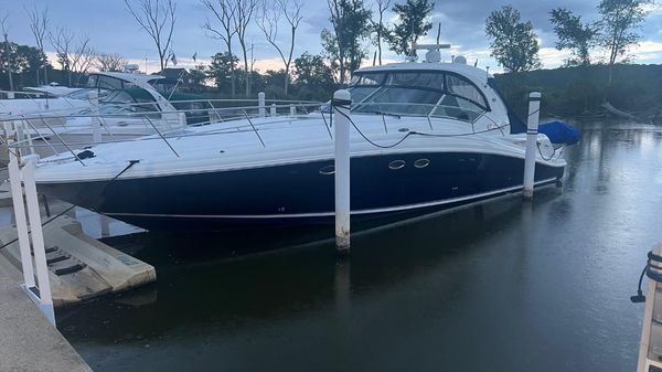 Sea Ray 420 Sundancer 