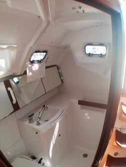 Beneteau Oceanis 34 image