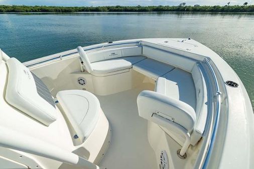 Cobia 220-CENTER-CONSOLE image