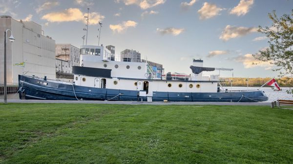 Custom MV Prescotont Tug 