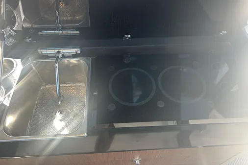 Beneteau Antares 9 image