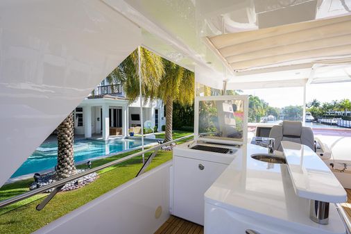 Princess 68 Flybridge image