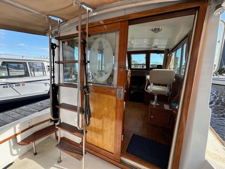 Cape-dory 28-FLYBRIDGE image