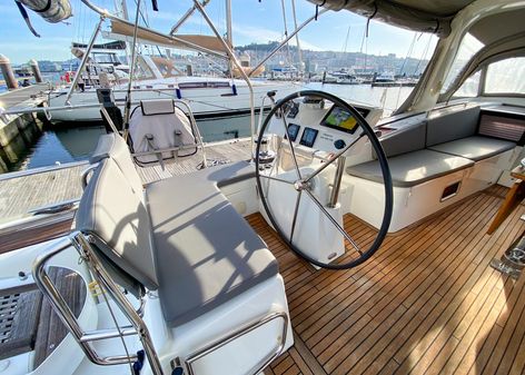 Beneteau Oceanis 58 image